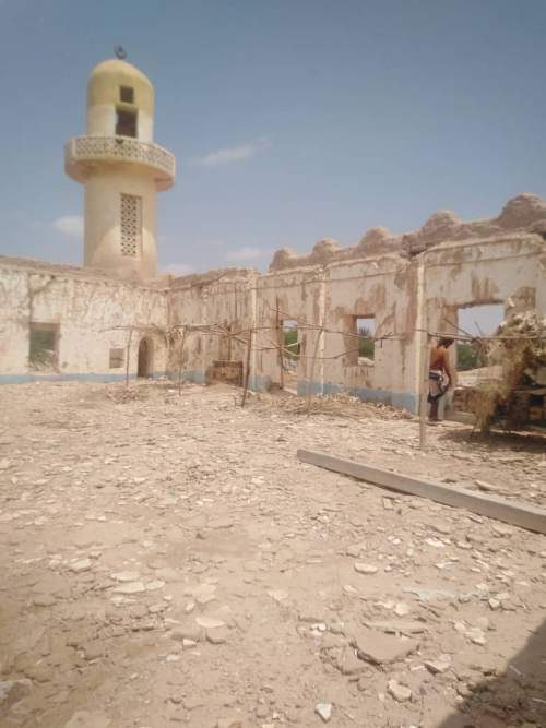 شبوة.. اقدم مسجد في مديرية ميفعة في خطر ودعوات لإنقاذ المسجد من سقوط وشيك